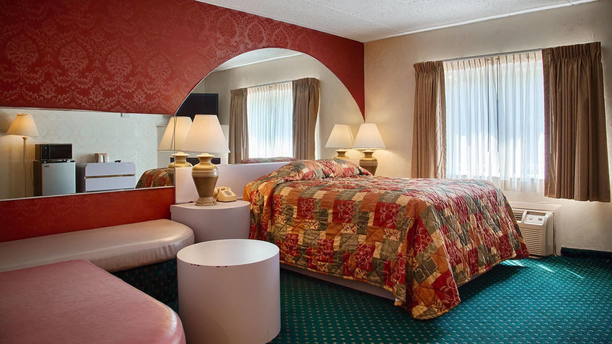 La Mirage Motel Monmouth Junction Buitenkant foto